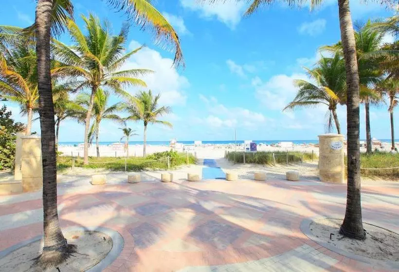 酒店 Hampton Inn Miami South Beach 17th Street