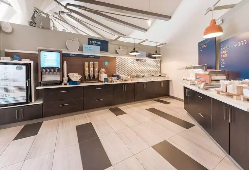 酒店 Holiday Inn Express Columbus Downtown, An Ihg