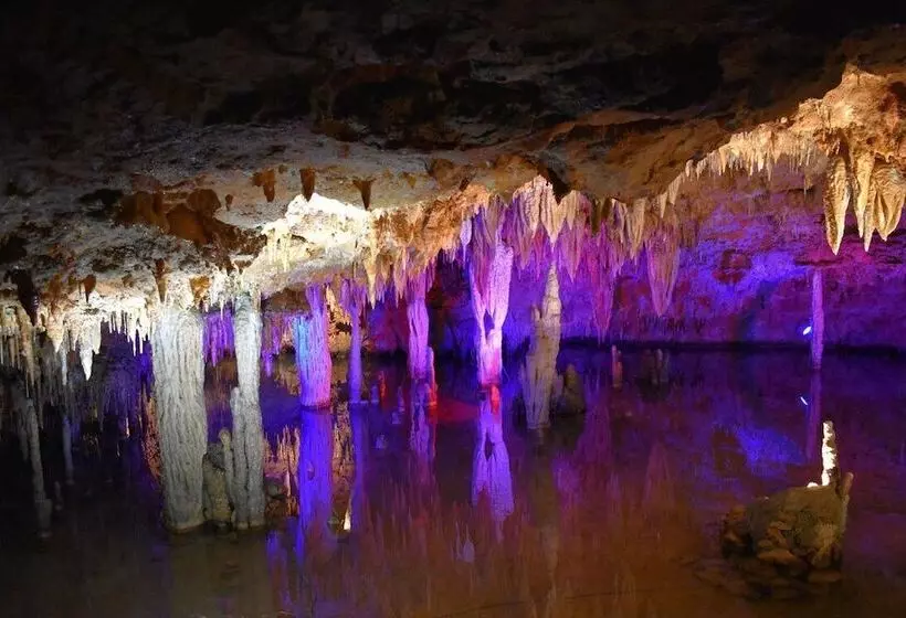 Отель Pinemark Inn Suites Events