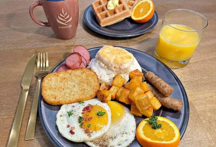 Отель Pinemark Inn Suites Events