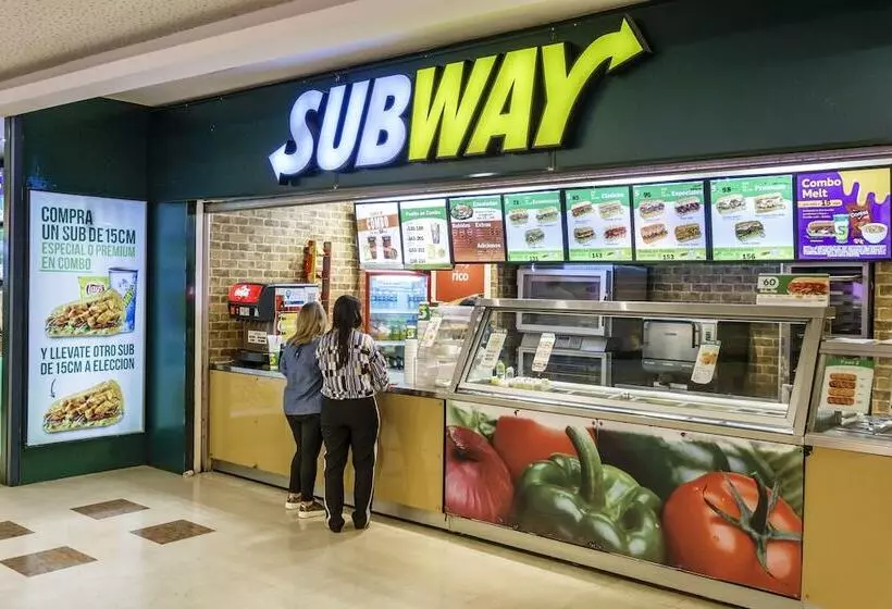 Отель Pinemark Inn Suites Events