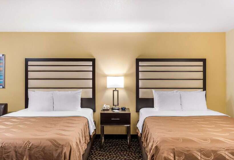 Hotel Quality Inn & Suites Capitola By The Sea