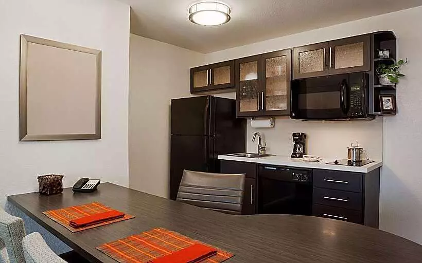 Отель Sonesta Simply Suites Fort Worth