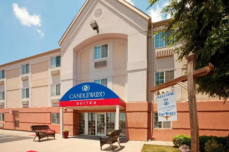 Отель Sonesta Simply Suites Fort Worth