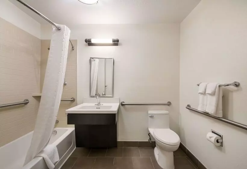 ホテル Sonesta Simply Suites Hampton