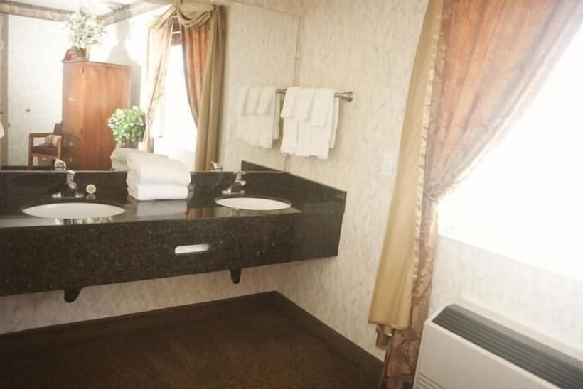 فندق St. George Inn And Suites