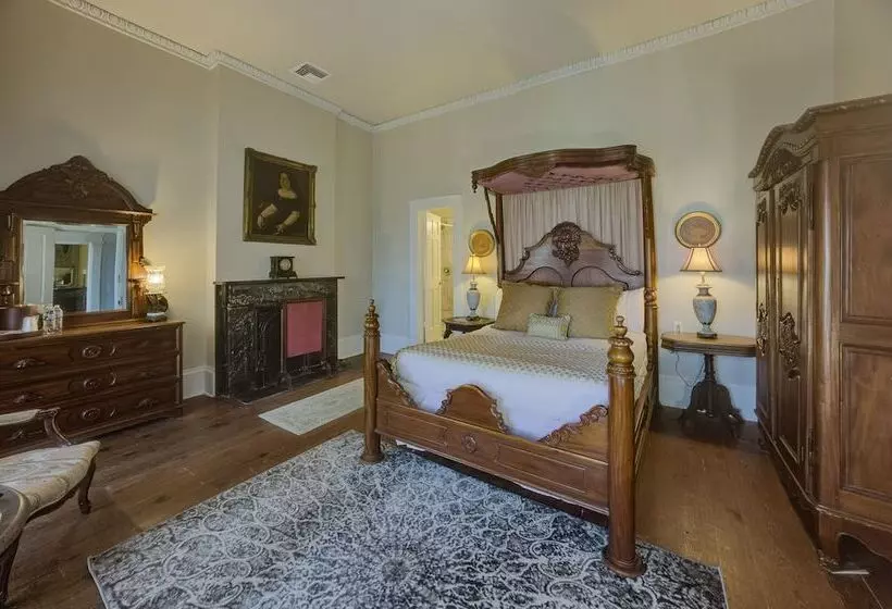 فندق The Inn At Cedar Grove