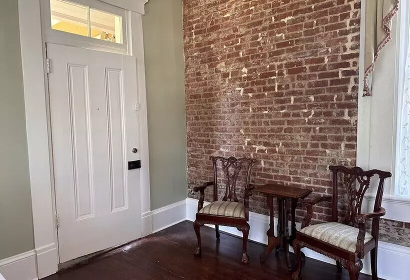 فندق The Inn At Cedar Grove