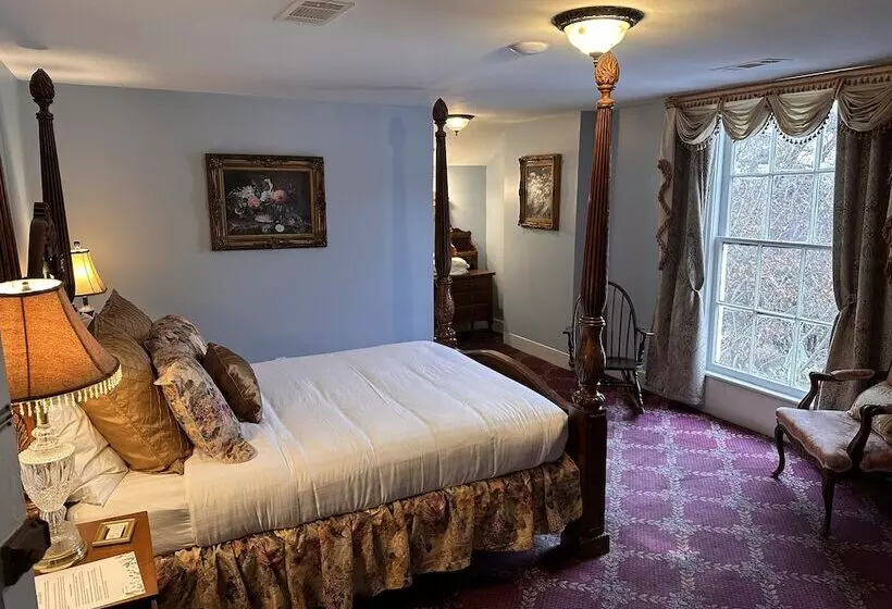 فندق The Inn At Cedar Grove