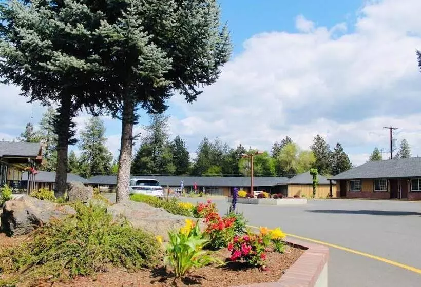 مُتل Cascade Lodge