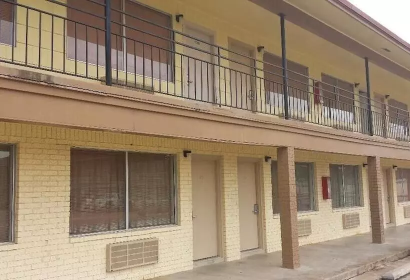 汽车旅馆 Express Inn Bay City