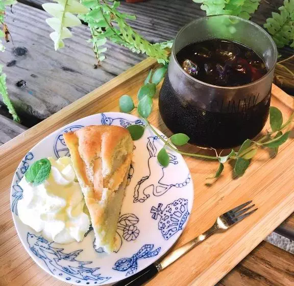 تختخواب و صبحانه 墾點心 Kenting Dessert 背包民宿