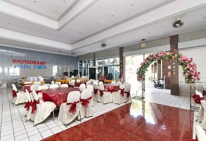 Hotelli Reddoorz Plus @ Ketapang Satu Beach Kupang