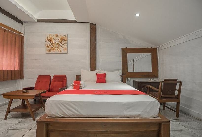 Hotel Reddoorz Resort @ Lembang 2