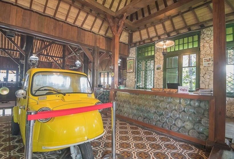 Hotel Reddoorz Resort @ Lembang 2