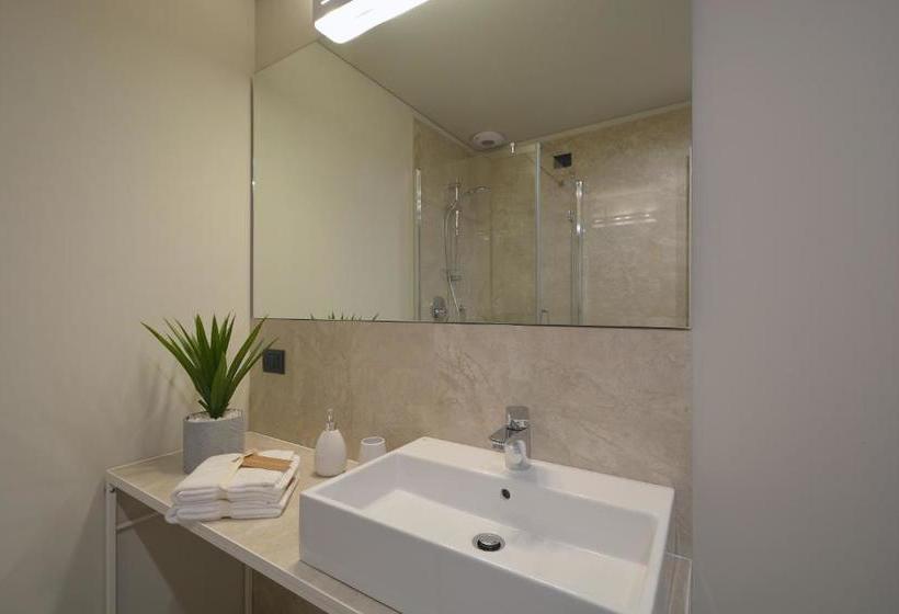 Atmosfera Apartments & Suites