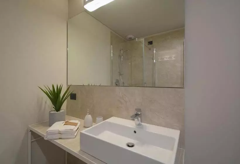 Atmosfera Apartments & Suites