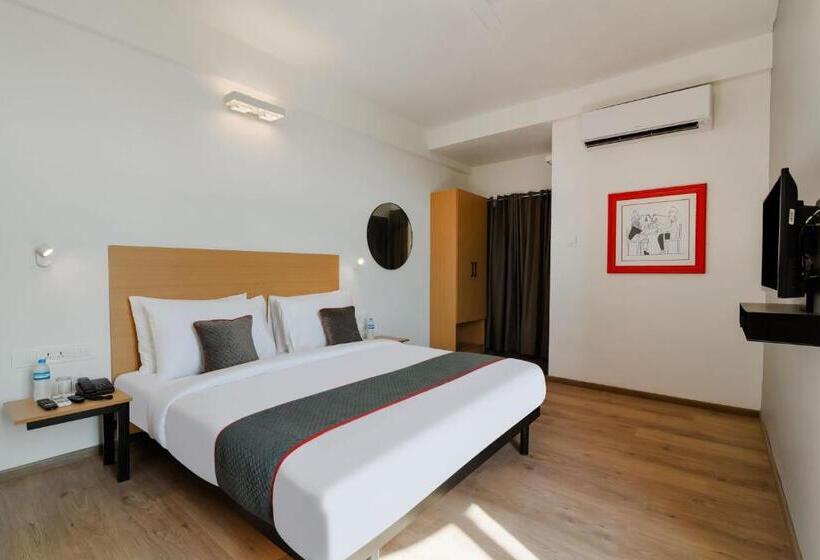 호텔 Super Townhouse Srm Kuppakonam Pudur