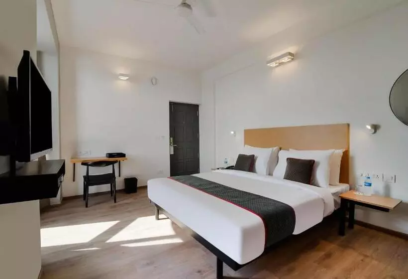 Hotelli Super Townhouse Srm Kuppakonam Pudur