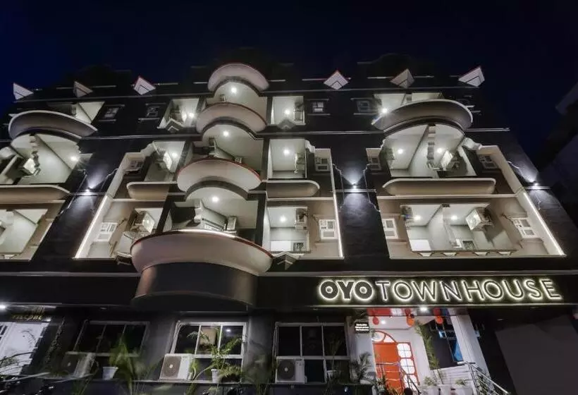 Hotelli Super Townhouse Srm Kuppakonam Pudur