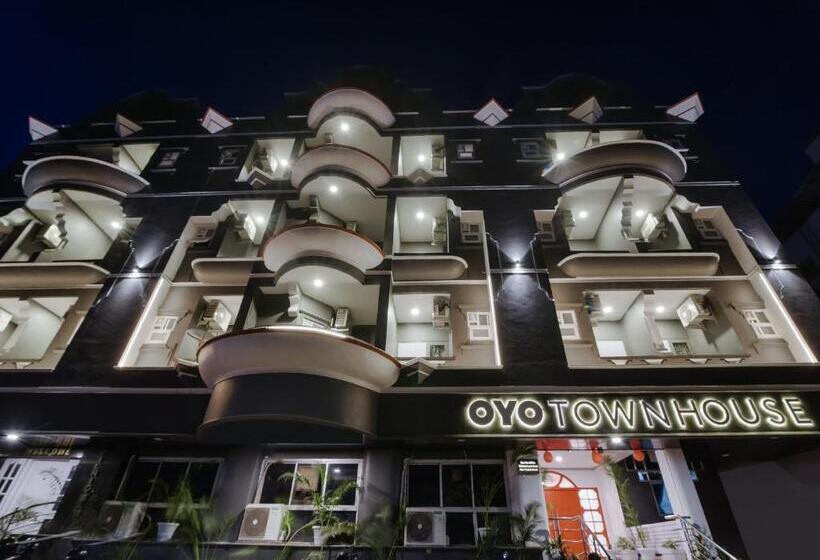 호텔 Super Townhouse Srm Kuppakonam Pudur