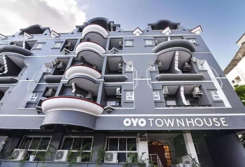 Hotelli Super Townhouse Srm Kuppakonam Pudur