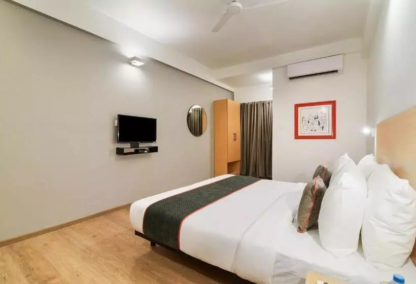 Hotelli Super Townhouse Srm Kuppakonam Pudur