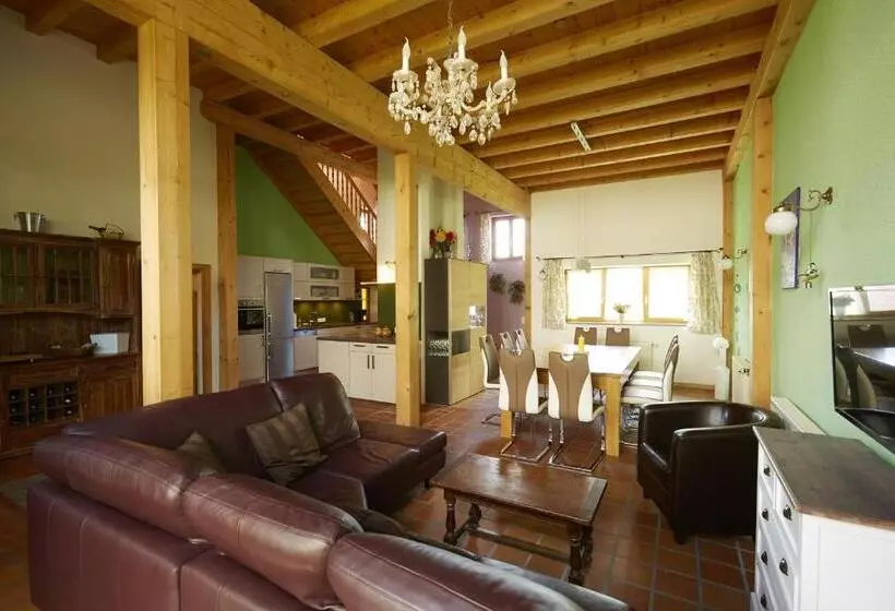 ペンション Villa Grenzenlos