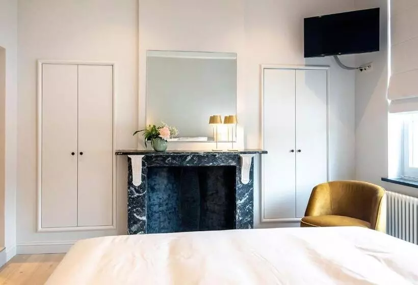 Bed & Breakfast Jezuietenplein 21