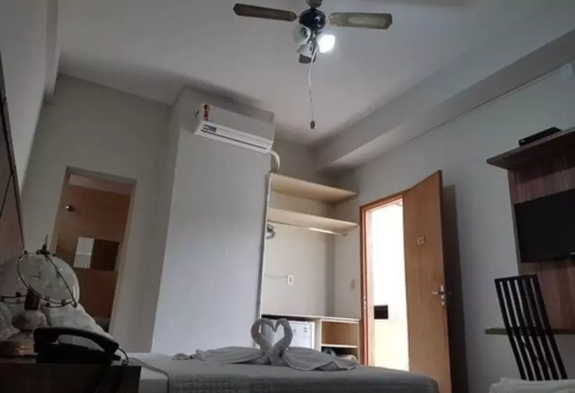 Hotelli Imperial De Carangola