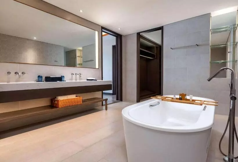 Radisson Blu Resort Cam Ranh