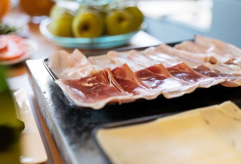 هتل Nest Style Valencia