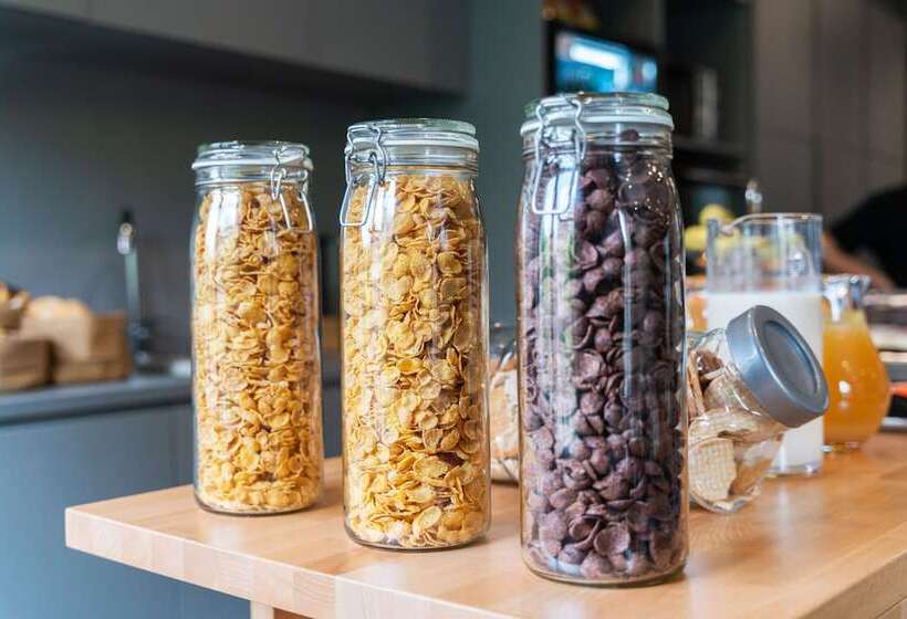 هتل Nest Style Valencia