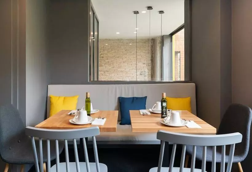 هتل Nest Style Valencia