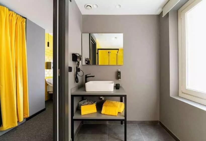 هتل Nest Style Valencia