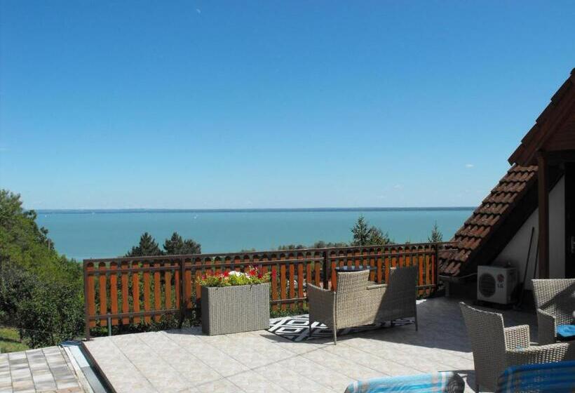 Pensjonat Ezüsthíd Apartman