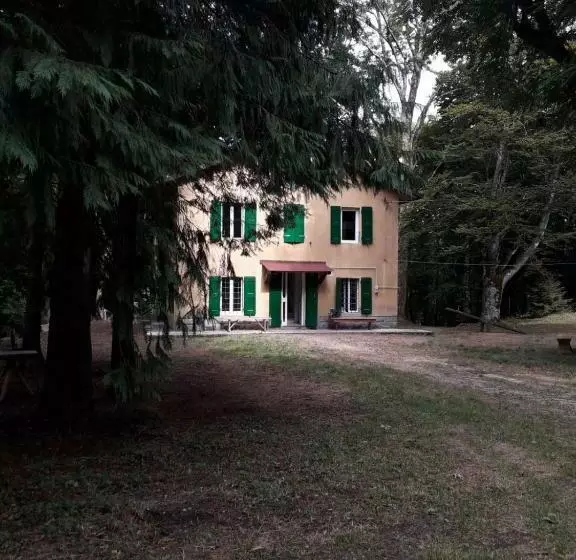 Retkeilymaja Casa Delle Guardie Rifugio