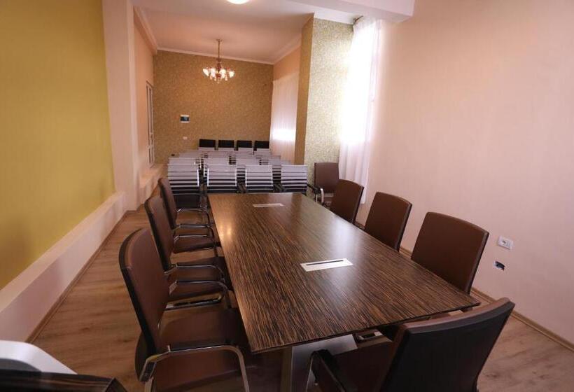 British Hotel Pogradec