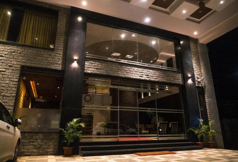 Hotel Mary Land Velankanni