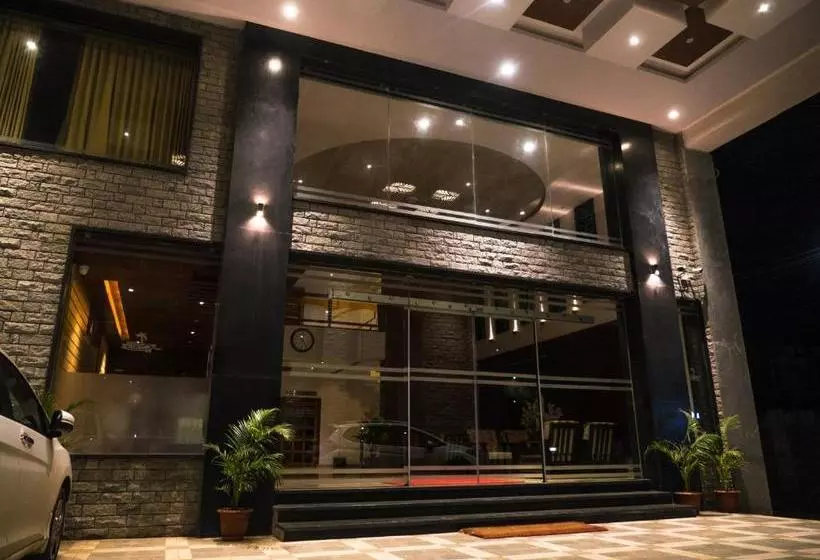 Hotelli Mary Land Velankanni