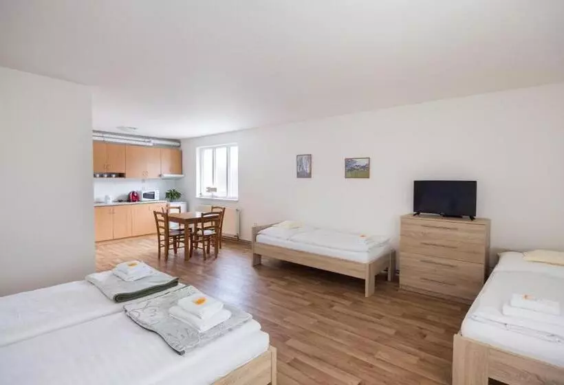 Majatalo A Studio Veselka Litomyšl