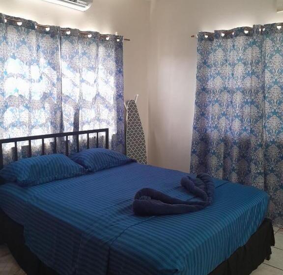 Pension (Hôtel basse catégorie) Beverley's Guest House, Nevis