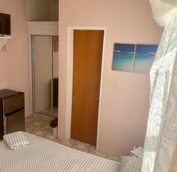 Pension (Hôtel basse catégorie) Beverley's Guest House, Nevis