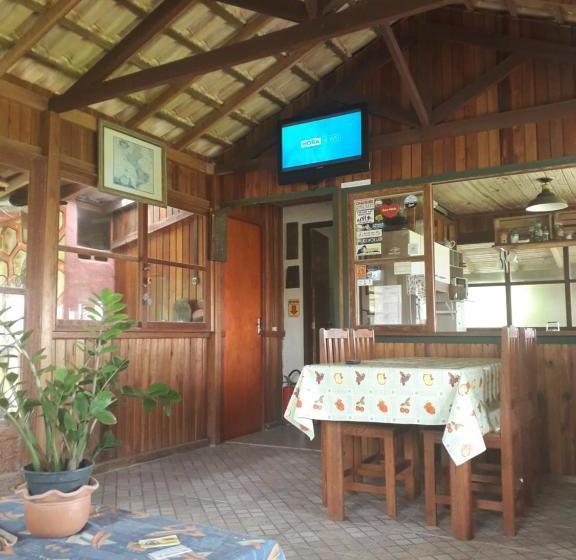 پانسیون Pausa Cabanas