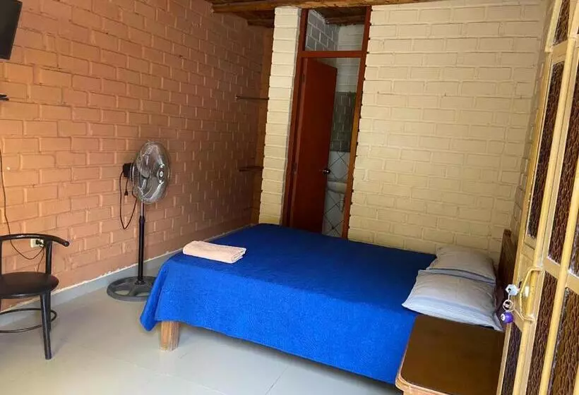 پانسیون Hospedaje La Huega