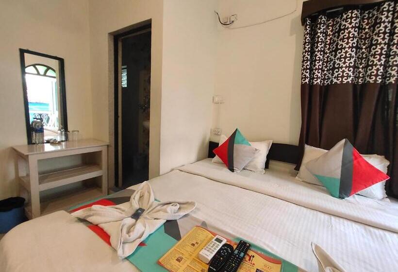 Пансион Rj14 Accommodations At Baga Beach