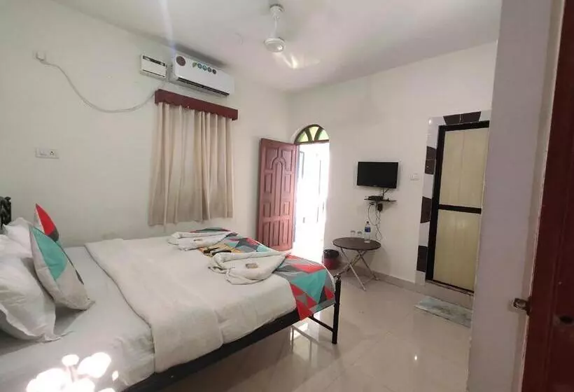 Pension  Rj14 Accommodations At Baga Beach