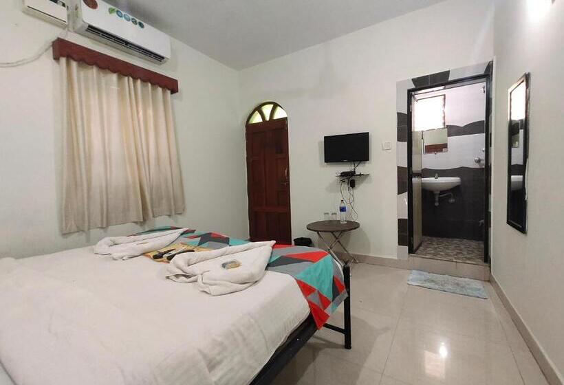 Пансион Rj14 Accommodations At Baga Beach