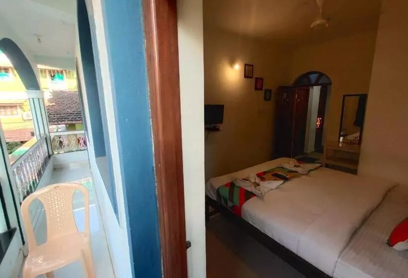 Pension  Rj14 Accommodations At Baga Beach