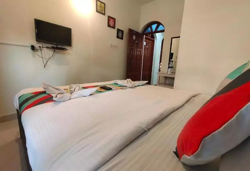 Pension  Rj14 Accommodations At Baga Beach
